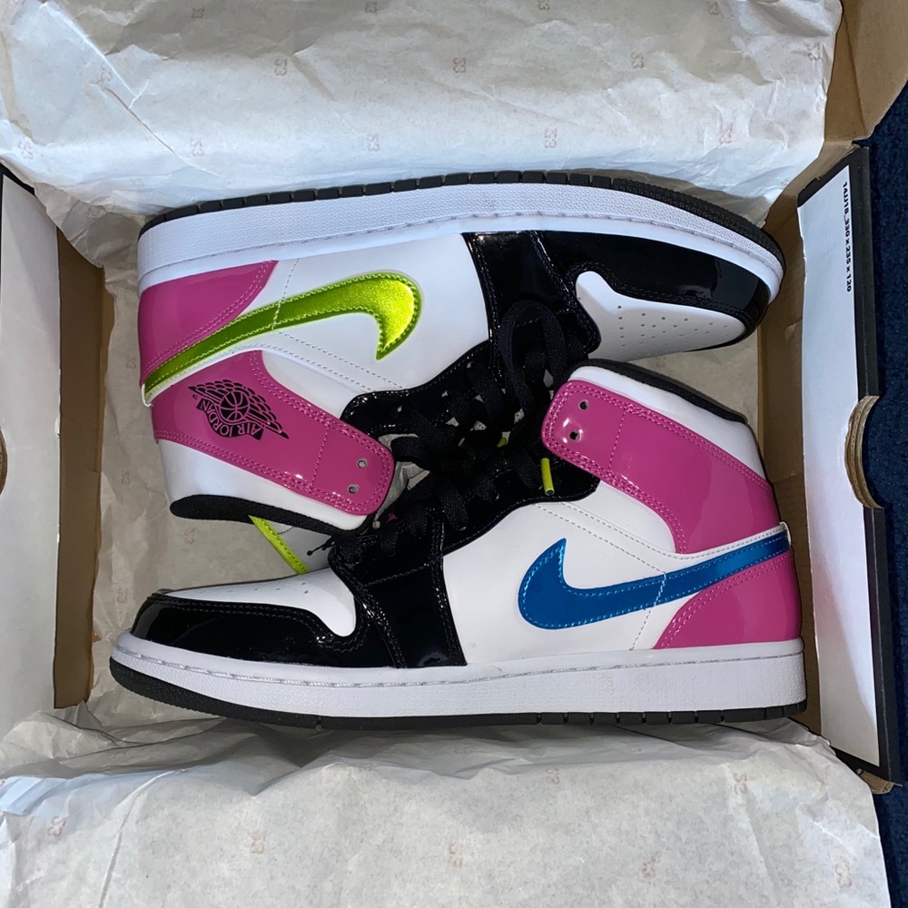 Air Jordan 1 Mid